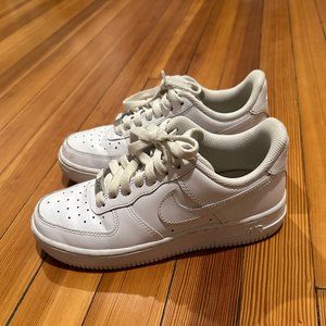 Nike Air Force 1 '07 AF1 - Women's 6